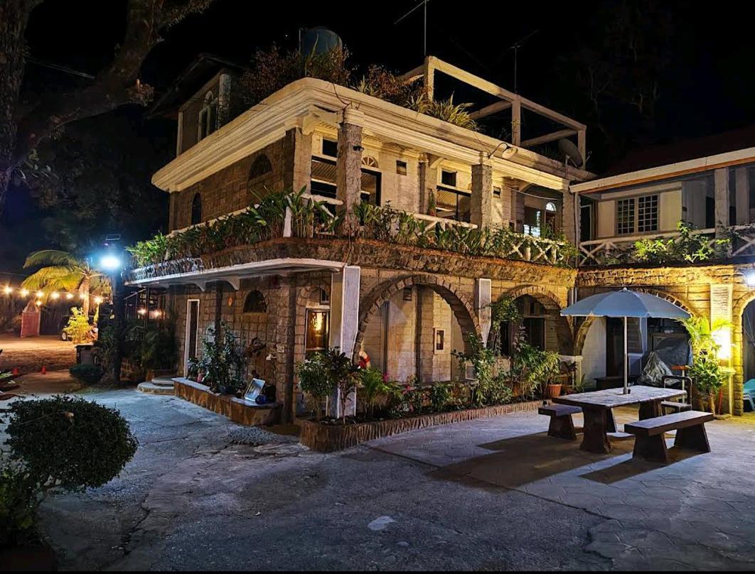 Sunbloom Beachfront Hotel And Restaurant Zambales Sinabacan 외부 사진
