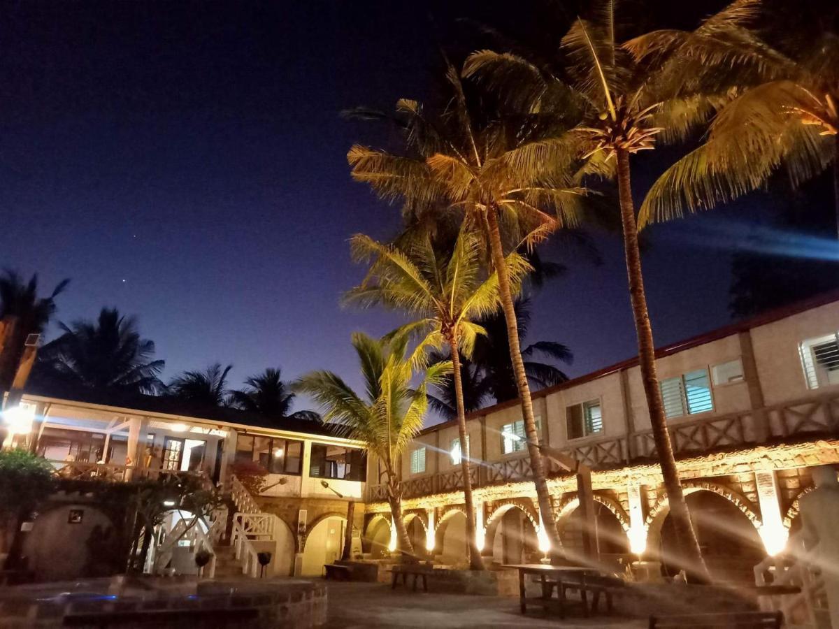 Sunbloom Beachfront Hotel And Restaurant Zambales Sinabacan 외부 사진