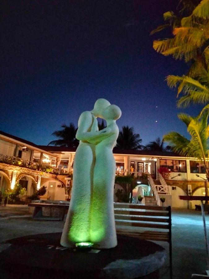 Sunbloom Beachfront Hotel And Restaurant Zambales Sinabacan 외부 사진